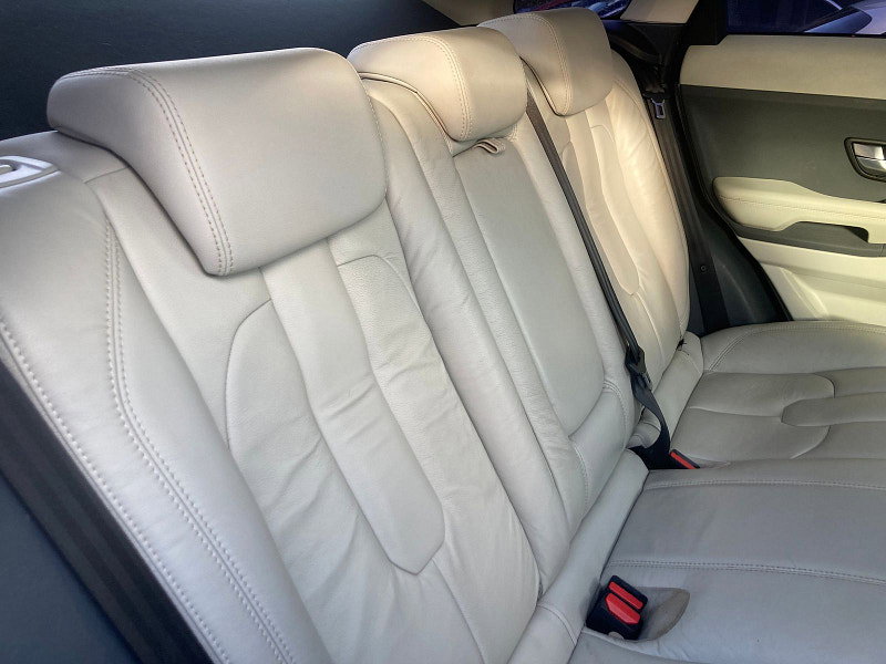 Land Rover Range Rover Evoque 2.2 eD4 Pure Tech SUV 5dr Diesel Manual FWD Euro 5 (s/s) (150 ps) 5dr Manual 2026