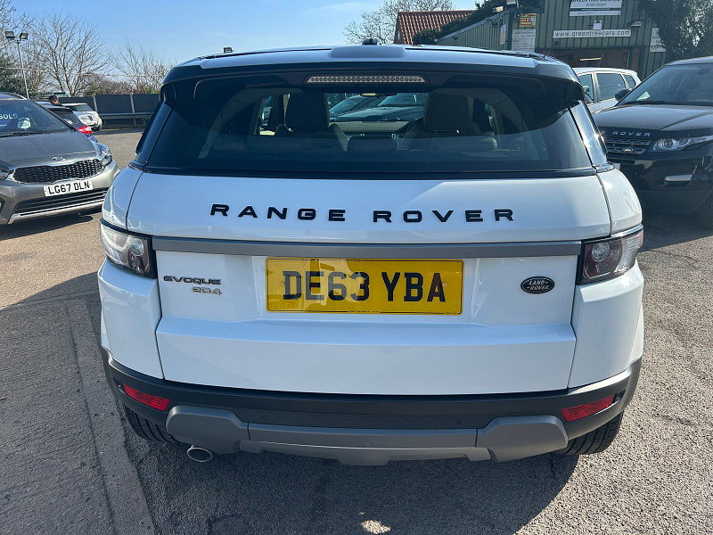 Land Rover Range Rover Evoque 2.2 eD4 Pure Tech SUV 5dr Diesel Manual FWD Euro 5 (s/s) (150 ps) 5dr Manual 2026