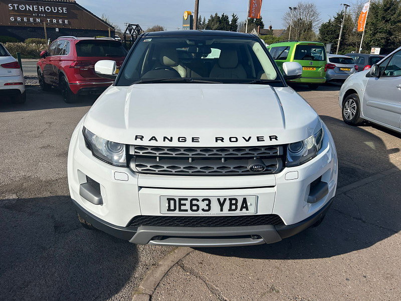 Land Rover Range Rover Evoque 2.2 eD4 Pure Tech SUV 5dr Diesel Manual FWD Euro 5 (s/s) (150 ps) 5dr Manual 2026