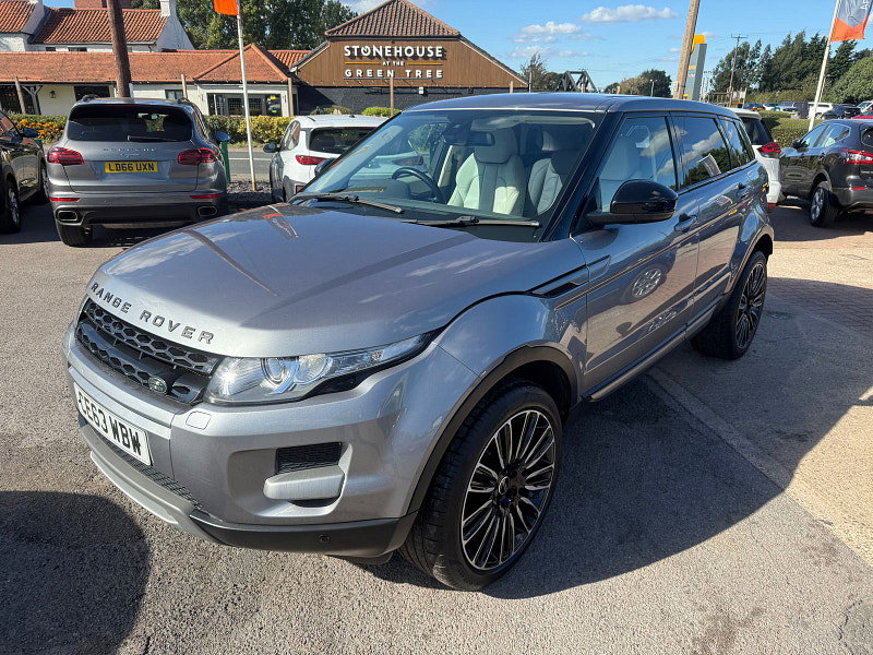 Land Rover Range Rover Evoque 2.2 SD4 Pure Tech SUV 5dr Diesel Manual 4WD Euro 5 (s/s) (190 ps) 5dr Manual 2026