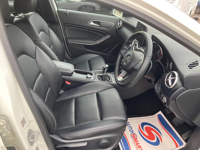Mercedes-Benz A Class 1.5 A180d Sport (Premium) Hatchback 5dr Diesel Manual Euro 6 (s/s) (109 ps) 5dr Manual 2026