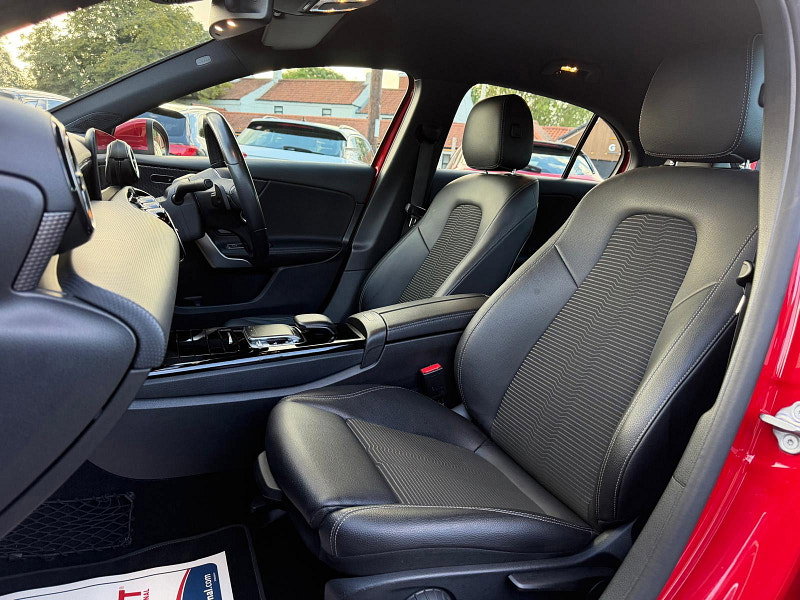 Mercedes-Benz A Class 1.3 A200 Sport (Executive) Hatchback 5dr Petrol 7G-DCT Euro 6 (s/s) (163 ps) 5dr Automatic 2026