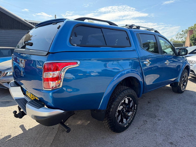 Mitsubishi L200 2.4 DI-D DC Barbarian Pickup Double Cab 4dr Diesel Manual 4WD Euro 5 (178 ps) 4dr Manual 2026