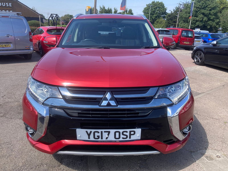 Mitsubishi Outlander 2.0h 12kWh 4h SUV 5dr Petrol Plug-in Hybrid CVT 4WD Euro 6 (s/s) (200 ps) 5dr Automatic 2026