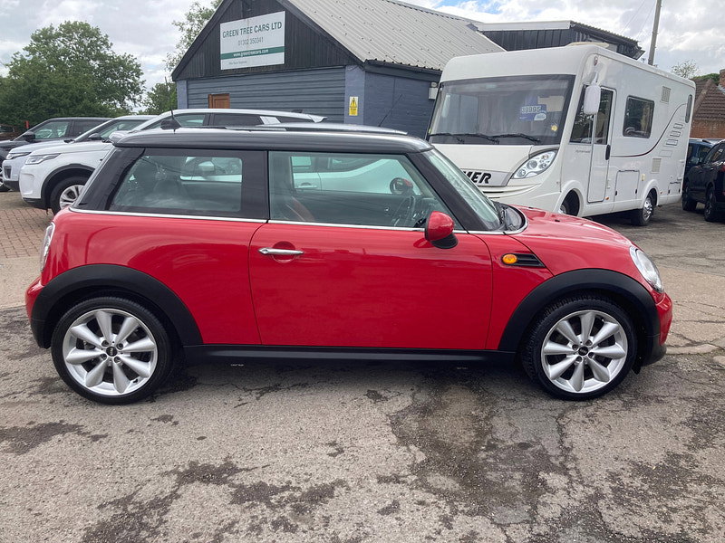 MINI Hatch 1.6 Cooper D Hatchback 3dr Diesel Manual Euro 5 (s/s) (112 ps) 3dr Manual 2026