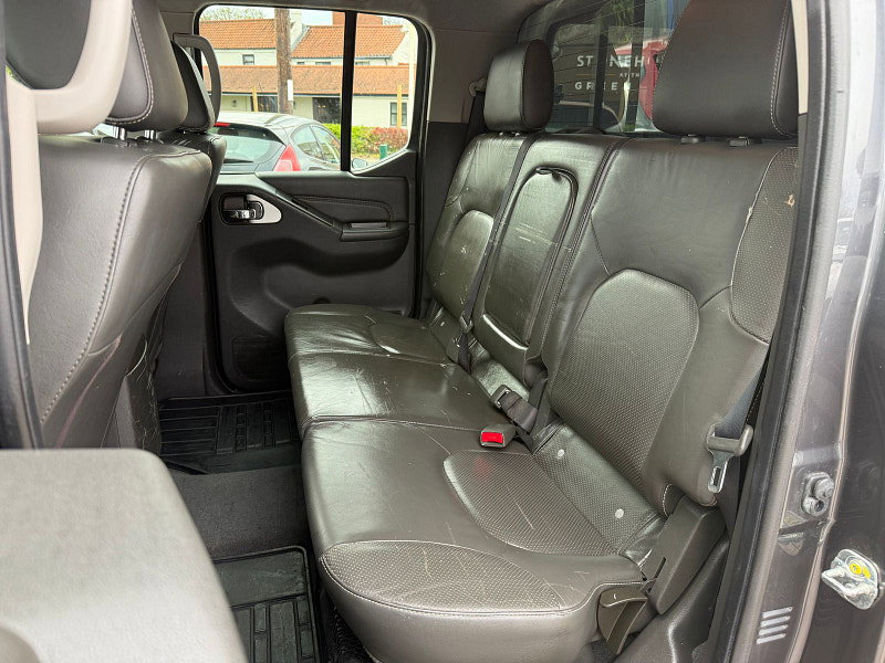 Nissan Navara 2.5 dCi Tekna Pickup Double Cab 4dr Diesel Auto 4WD Euro 5 (190 ps) 4dr Automatic 2026