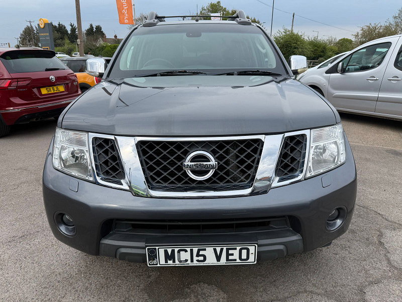 Nissan Navara 2.5 dCi Tekna Pickup Double Cab 4dr Diesel Auto 4WD Euro 5 (190 ps) 4dr Automatic 2026