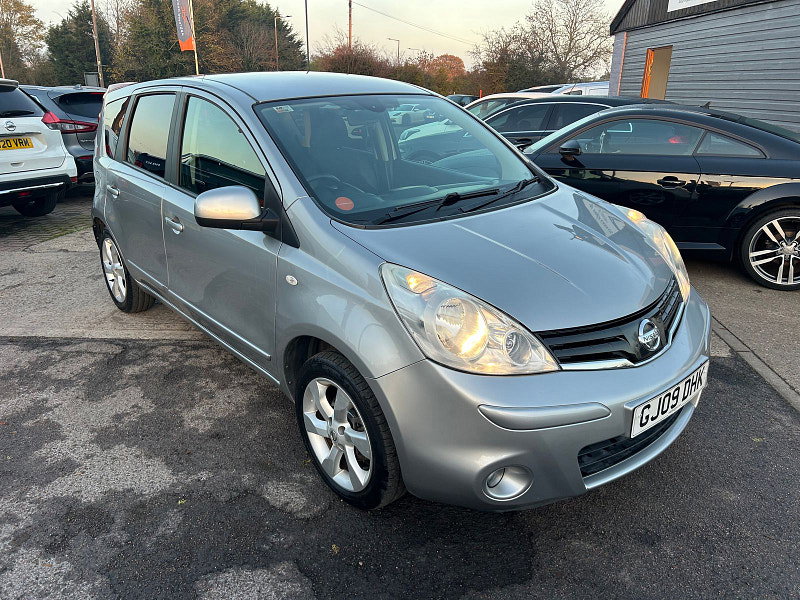 Nissan Note 1.6 16V Tekna Hatchback 5dr Petrol Auto Euro 4 (110 ps) 5dr Automatic 2026