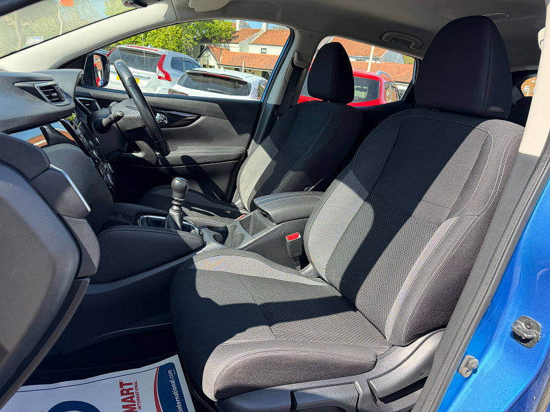 Nissan Qashqai 1.3 DIG-T Acenta Premium SUV 5dr Petrol Manual Euro 6 (s/s) (140 ps) 5dr Manual 2026