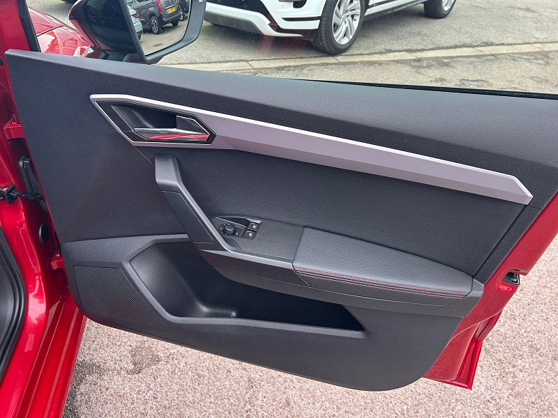 Seat Ibiza 1.0 TSI FR Sport Hatchback 5dr Petrol Manual Euro 6 (s/s) GPF (95 ps) 5dr Manual 2026