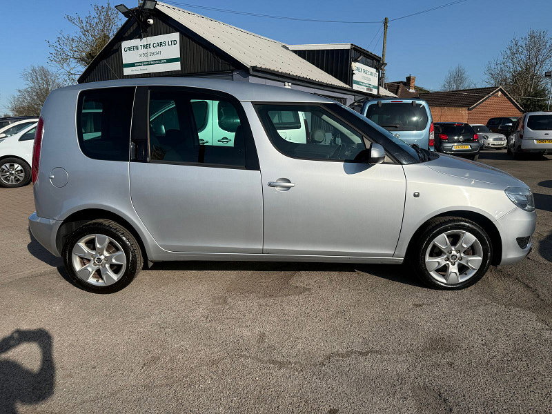 Skoda Roomster 1.2 TSI SE Action MPV 5dr Petrol Manual Euro 5 (86 ps) 5dr Manual 2026