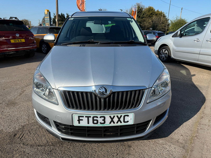 Skoda Roomster 1.2 TSI SE Action MPV 5dr Petrol Manual Euro 5 (86 ps) 5dr Manual 2026