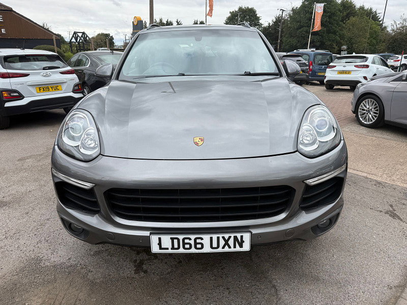 Porsche Cayenne 3.0 TD V6 SUV 5dr Diesel TiptronicS 4WD Euro 6 (s/s) (262 ps) 5dr Automatic 2026