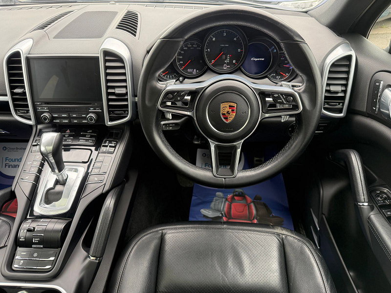 Porsche Cayenne 3.0 TD V6 SUV 5dr Diesel TiptronicS 4WD Euro 6 (s/s) (262 ps) 5dr Automatic 2026