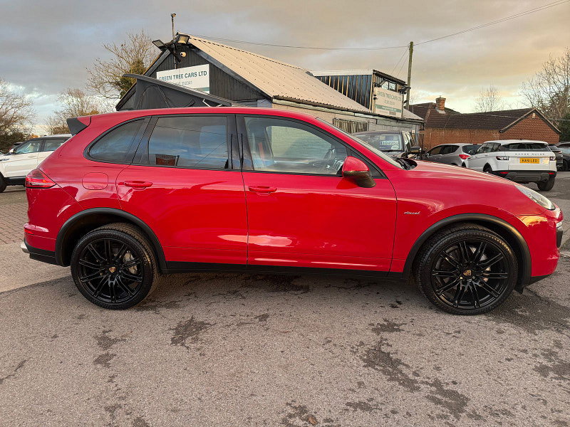 Porsche Cayenne 4.2 TD V8 S SUV 5dr Diesel TiptronicS 4WD Euro 5 (s/s) (385 ps) 5dr Automatic 2026
