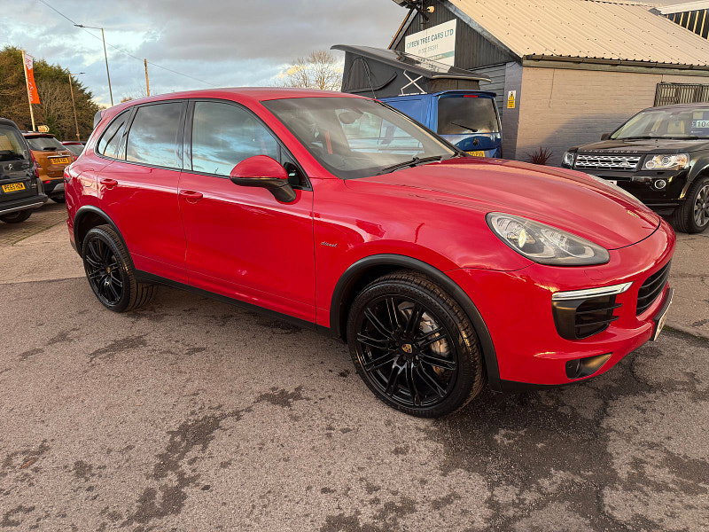 Porsche Cayenne 4.2 TD V8 S SUV 5dr Diesel TiptronicS 4WD Euro 5 (s/s) (385 ps) 5dr Automatic 2026