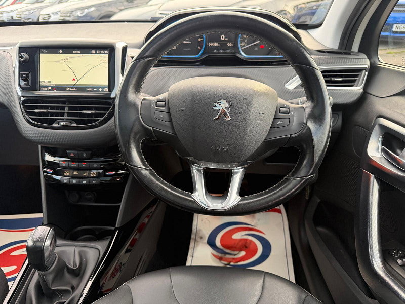 Peugeot 2008 1.2 PureTech Allure Premium SUV 5dr Petrol Manual Euro 6 (s/s) (82 ps) 5dr Manual 2026