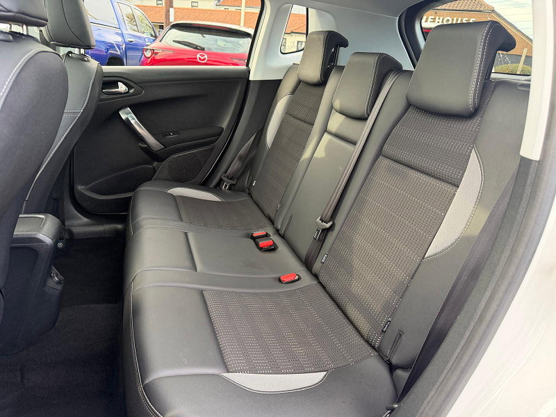 Peugeot 2008 1.2 PureTech Allure Premium SUV 5dr Petrol Manual Euro 6 (s/s) (82 ps) 5dr Manual 2026