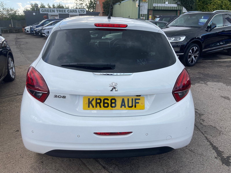 Peugeot 208 1.2 PureTech Tech Edition Hatchback 5dr Petrol Manual Euro 6 (s/s) (82 ps) 5dr Manual 2026