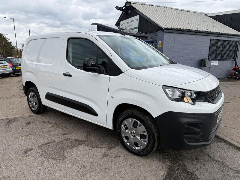Peugeot Partner 1.5 BlueHDi 1000 Professional Premium Standard Panel Van 5dr Diesel Manual SWB Euro 6 (100 bhp) 5dr Manual 2026