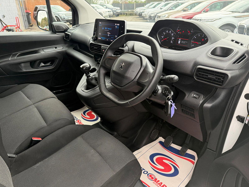 Peugeot Partner 1.5 BlueHDi 1000 Professional Premium Standard Panel Van 5dr Diesel Manual SWB Euro 6 (100 bhp) 5dr Manual 2026