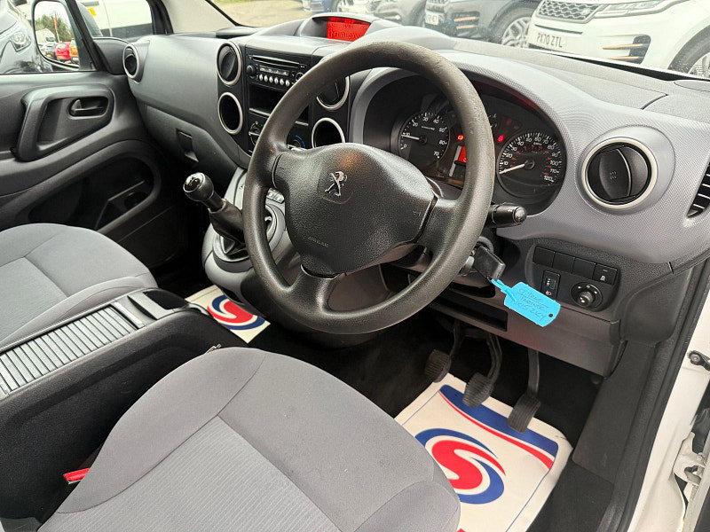Peugeot Partner 1.6 HDi 850 S Panel Van 4dr Diesel Manual L1 (138 g/km, 90 bhp) 4dr Manual 2026