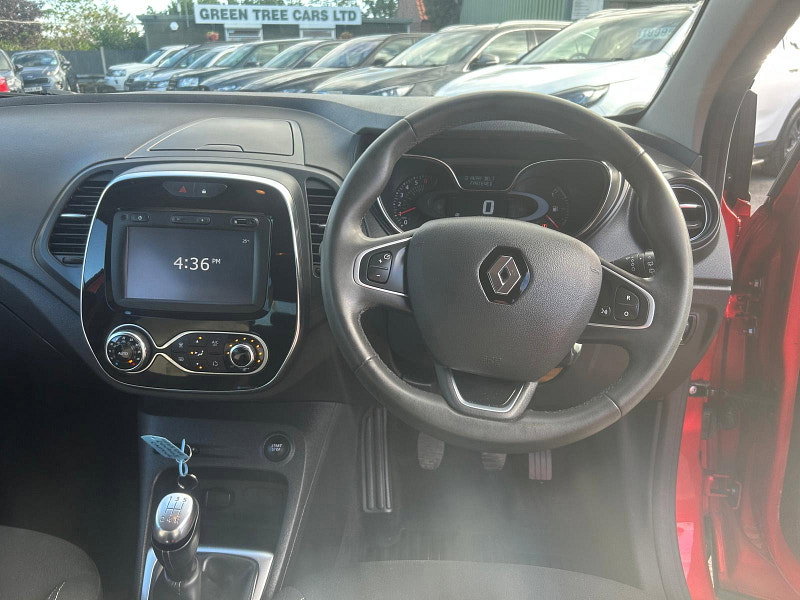 Renault Captur 0.9 TCe ENERGY Iconic SUV 5dr Petrol Manual Euro 6 (s/s) (90 ps) 5dr Manual 2026