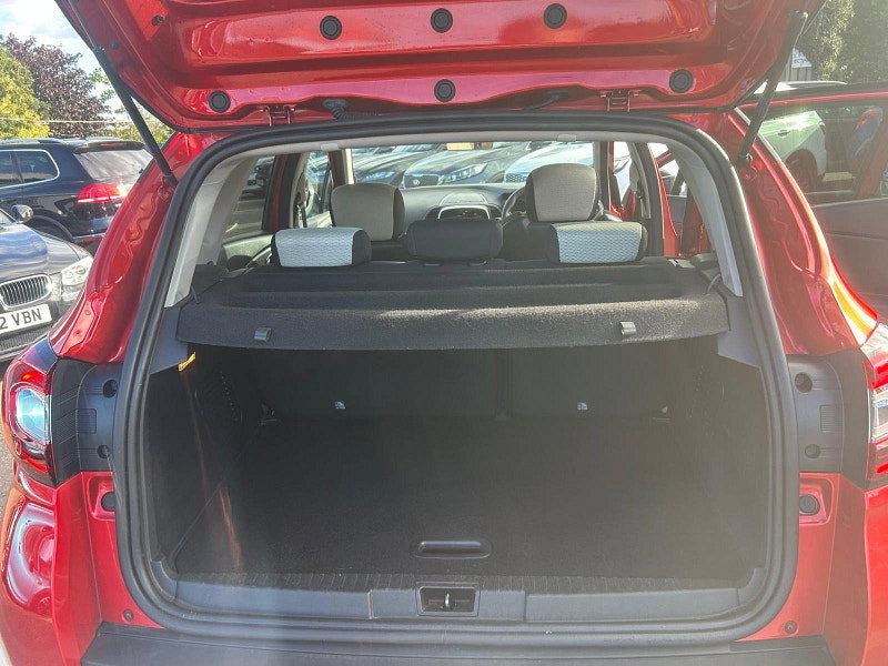 Renault Captur 0.9 TCe ENERGY Iconic SUV 5dr Petrol Manual Euro 6 (s/s) (90 ps) 5dr Manual 2026