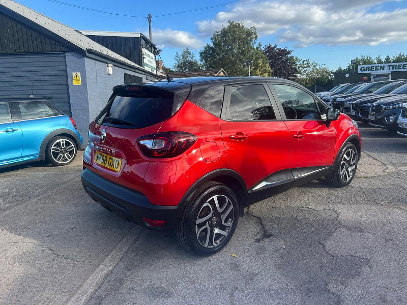 Renault Captur 0.9 TCe ENERGY Iconic SUV 5dr Petrol Manual Euro 6 (s/s) (90 ps) 5dr Manual 2026
