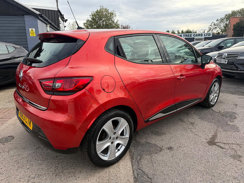 Renault Clio 1.2 16V Dynamique MediaNav Hatchback 5dr Petrol Manual Euro 5 (75 ps) 5dr Manual 2026