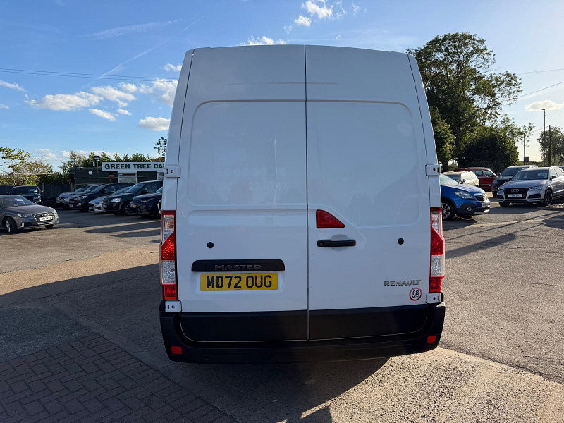 Renault Master 2.3 dCi 35 Business+ Panel Van 4dr Diesel Manual FWD LWB Medium Roof Euro 6 (135 ps) 3dr Manual 2026