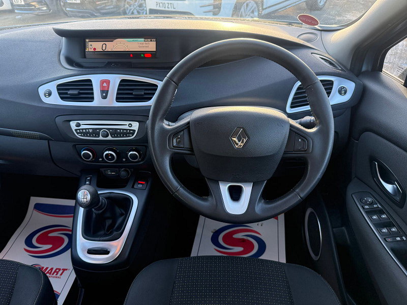 Renault Scenic 1.5 dCi Dynamique MPV 5dr Diesel Manual Euro 4 (106 ps) 5dr Manual 2026