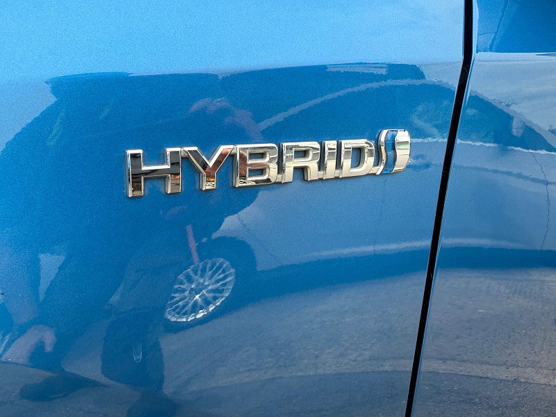 Toyota Auris 1.8 VVT-h Icon Touring Sports 5dr Petrol Hybrid CVT Euro 5 (s/s) (136 ps) 5dr Automatic 2026