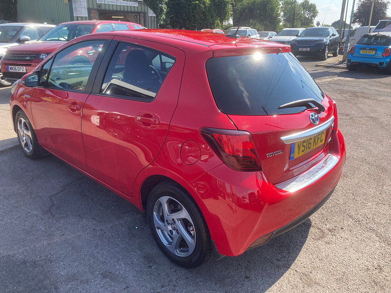 Toyota Yaris 1.5 VVT-h Icon Hatchback 5dr Petrol Hybrid E-CVT Euro 6 (101 ps) 5dr Automatic 2026