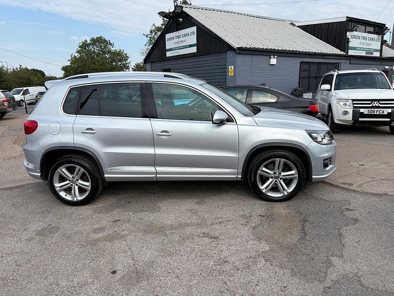 Volkswagen Tiguan 2.0 TDI BlueMotion Tech R-Line SUV 5dr Diesel Manual 4WD Euro 5 (s/s) (Nav) (140 ps) 5dr Manual 2026