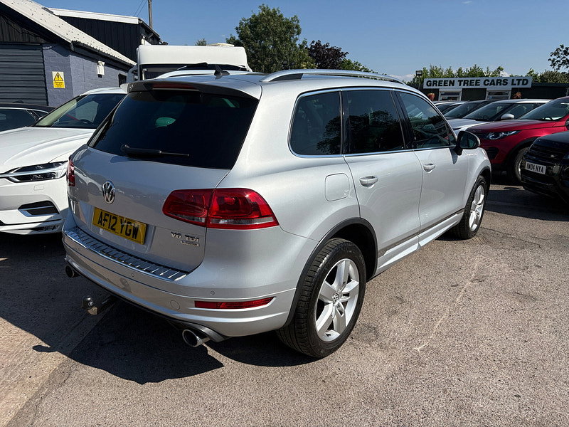 Volkswagen Touareg 3.0 TDI V6 BlueMotion Tech Altitude SUV 5dr Diesel Tiptronic 4WD Euro 5 (s/s) (204 ps) 5dr Automatic 2026