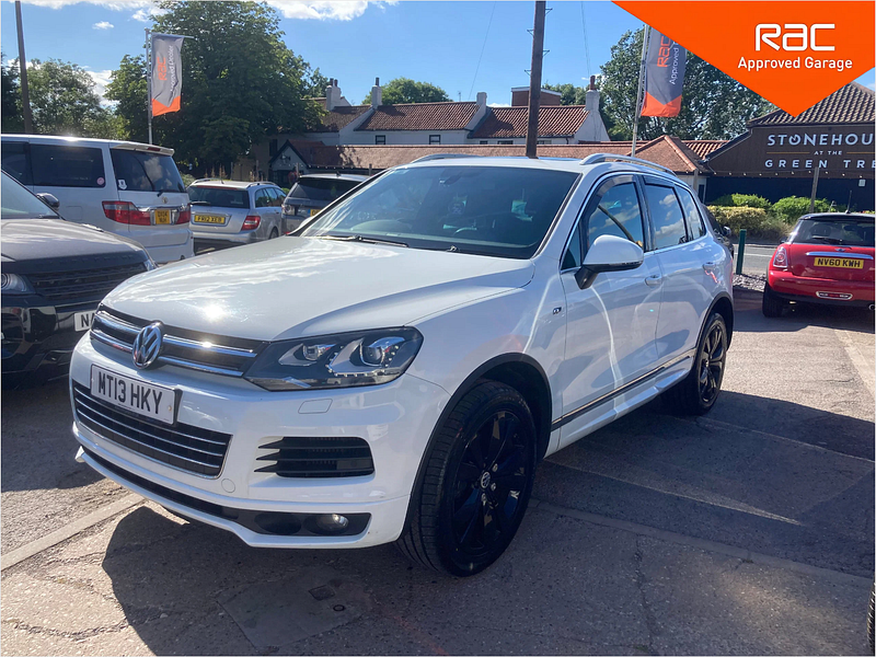 Volkswagen Touareg 3.0 TDI V6 BlueMotion Tech R-Line SUV 5dr Diesel Tiptronic 4WD Euro 5 (s/s) (245 ps) 5dr Automatic 2026
