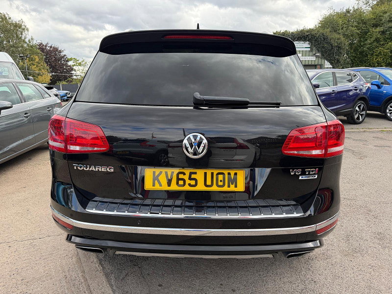 Volkswagen Touareg 3.0 TDI V6 BlueMotion Tech R-Line SUV 5dr Diesel Tiptronic 4WD Euro 6 (s/s) (262 ps) 5dr Automatic 2026