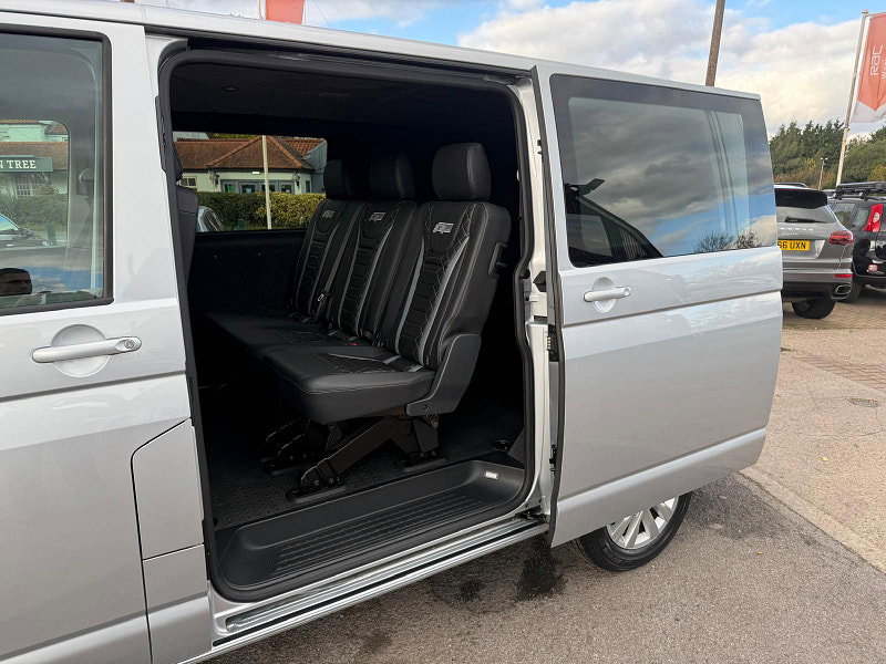 Volkswagen Transporter T28 TDI P/V HIGHLINE COMBI VAN 0dr Manual 2026