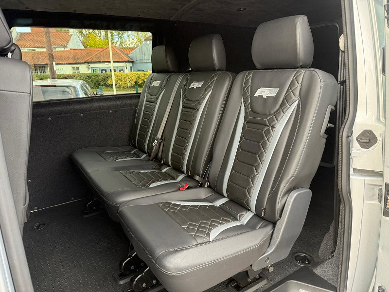 Volkswagen Transporter T28 TDI P/V HIGHLINE COMBI VAN 0dr Manual 2026