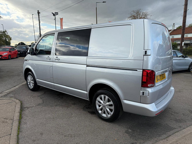 Volkswagen Transporter T28 TDI P/V HIGHLINE COMBI VAN 0dr Manual 2026