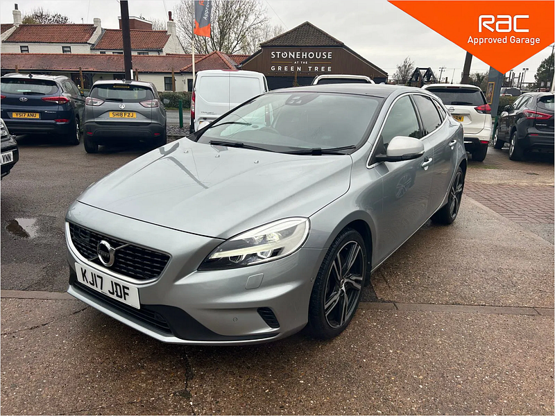 Volvo V40 1.5 T2 R-Design Pro Hatchback 5dr Petrol Auto Euro 6 (s/s) (122 ps) 5dr Automatic 2026