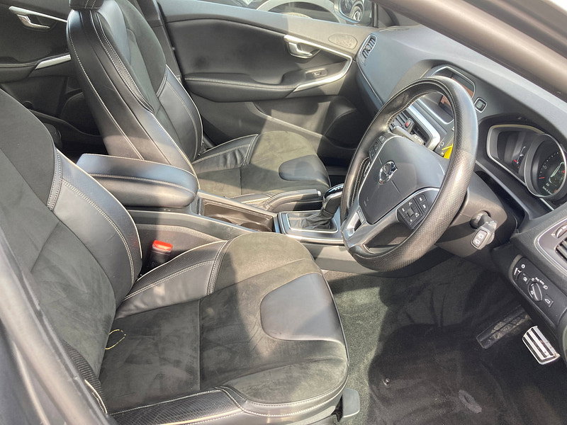 Volvo V40 1.5 T3 R-Design Nav Plus Hatchback 5dr Petrol Auto Euro 6 (s/s) (152 ps) 5dr Automatic 2026