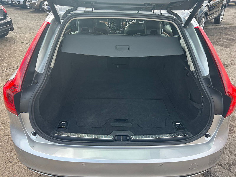 Volvo V90 2.0 D4 Inscription Estate 5dr Diesel Auto Euro 6 (s/s) (190 ps) 5dr Automatic 2026