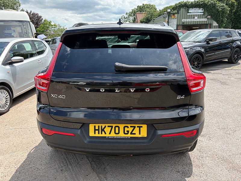 Volvo XC40 2.0 B4 MHEV R-Design Pro SUV 5dr Petrol Hybrid Auto Euro 6 (s/s) (197 ps) 5dr Automatic 2026