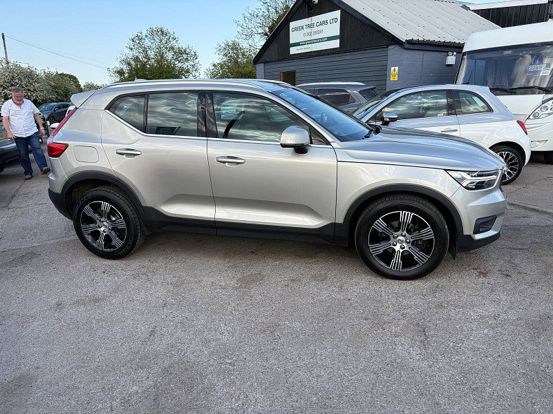 Volvo XC40 2.0 D3 Inscription SUV 5dr Diesel Auto Euro 6 (s/s) (150 ps) 5dr Automatic 2026