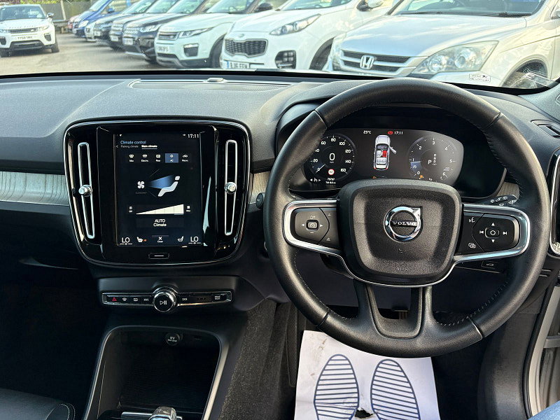 Volvo XC40 2.0 D3 Inscription SUV 5dr Diesel Auto Euro 6 (s/s) (150 ps) 5dr Automatic 2026