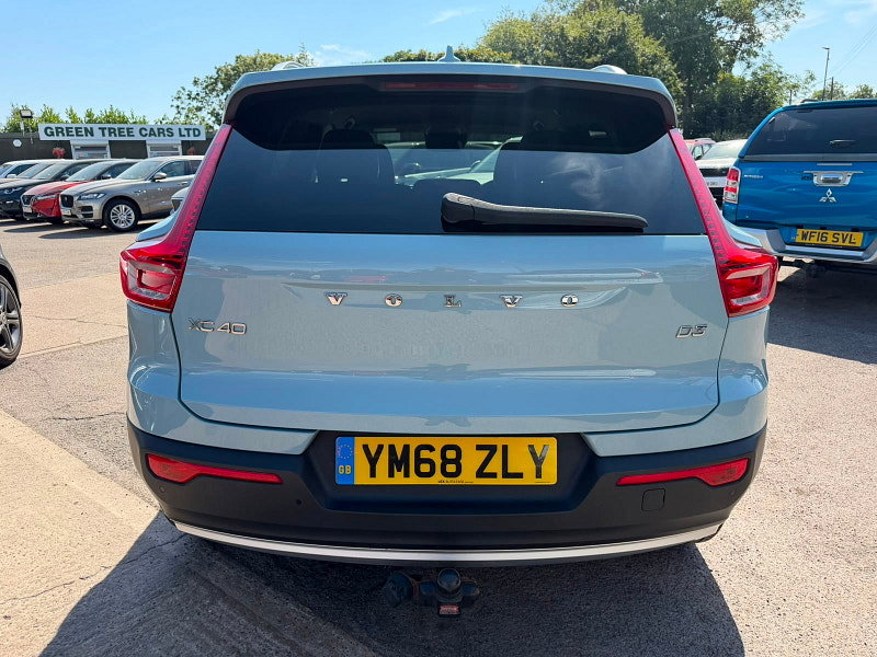 Volvo XC40 2.0 D3 Momentum Pro SUV 5dr Diesel Manual Euro 6 (s/s) (150 ps) 5dr Manual 2026