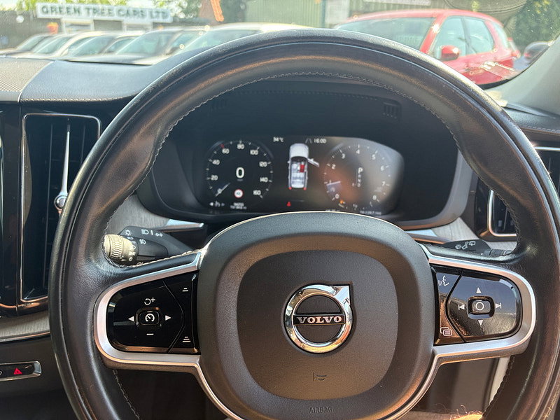 Volvo XC60 2.0 T5 Inscription SUV 5dr Petrol Auto Euro 6 (s/s) (250 ps) 5dr Automatic 2026