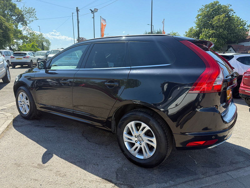 Volvo XC60 2.0 D4 SE SUV 5dr Diesel Manual Euro 6 (s/s) (181 ps) 5dr Manual 2026
